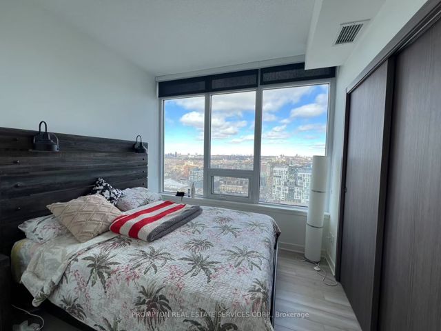 3805 - 19 Bathurst St