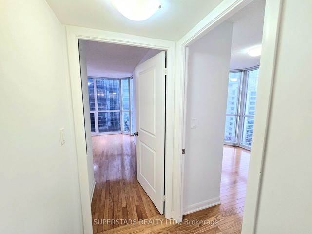 1102 - 5791 Yonge St