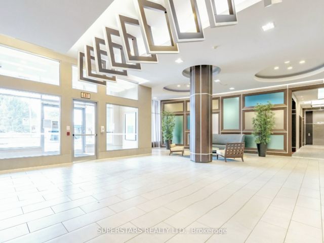 1102 - 5791 Yonge St