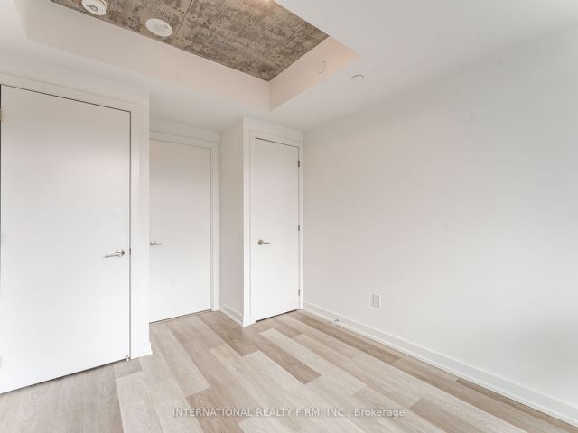 215 - 28 Eastern Ave