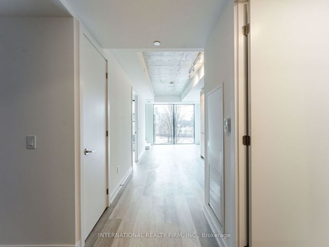 215 - 28 Eastern Ave