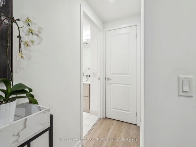 2606 - 395 Bloor St E