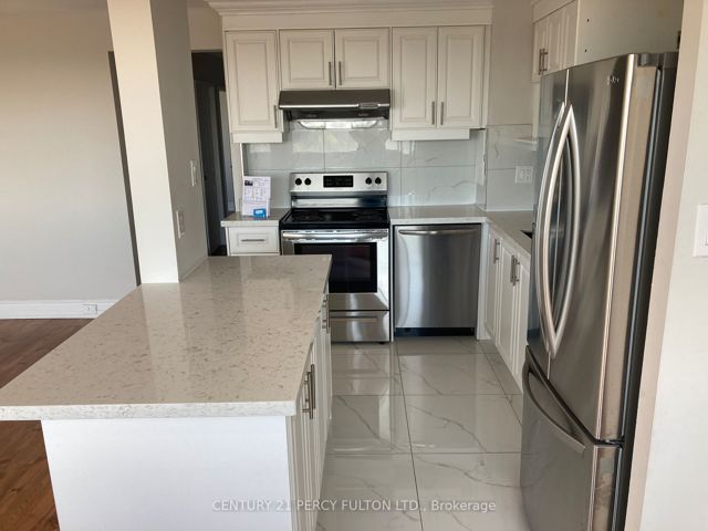 1904 - 10 Sunny Glen Way