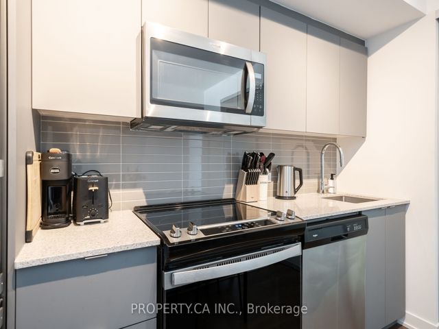 333 - 30 Tretti Way