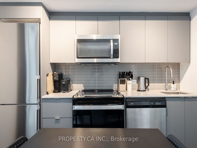 333 - 30 Tretti Way