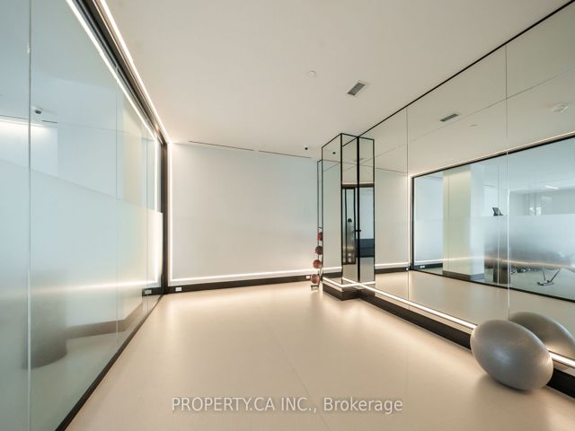 333 - 30 Tretti Way