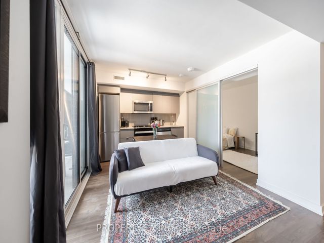333 - 30 Tretti Way