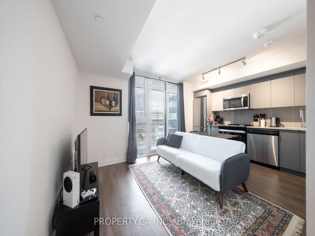 333 - 30 Tretti Way
