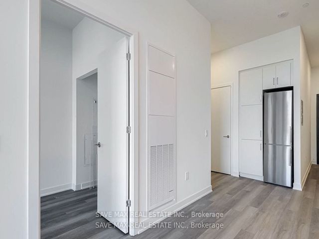 PH 11 - 9 Tecumseth St