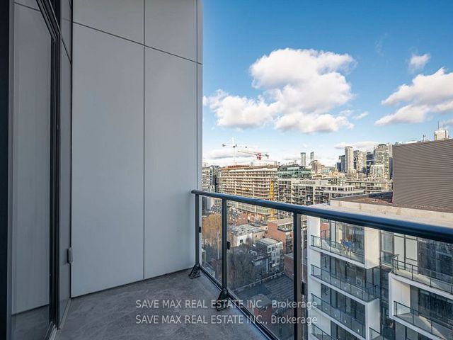 PH 11 - 9 Tecumseth St