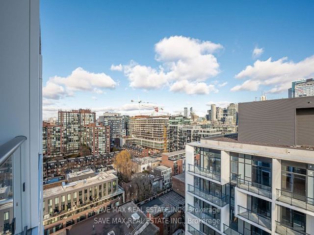 PH 11 - 9 Tecumseth St