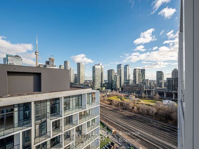 PH 11 - 9 Tecumseth St