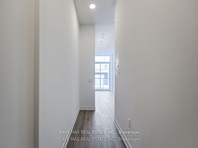 PH 11 - 9 Tecumseth St