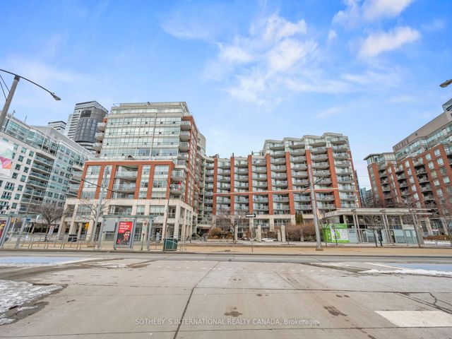 512 - 550 Queens Quay W
