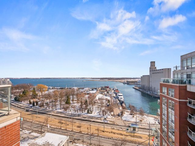 512 - 550 Queens Quay W