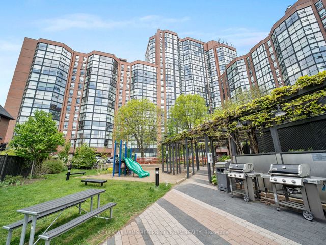 703 - 725 King St W