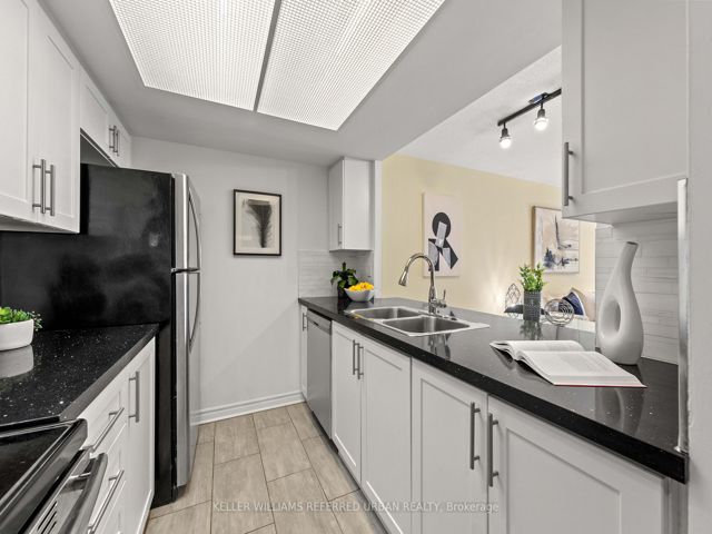 703 - 725 King St W
