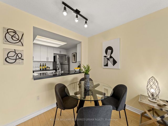 703 - 725 King St W