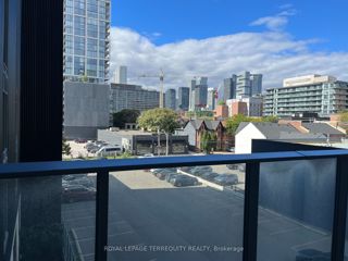 423 - 120 Parliament St
