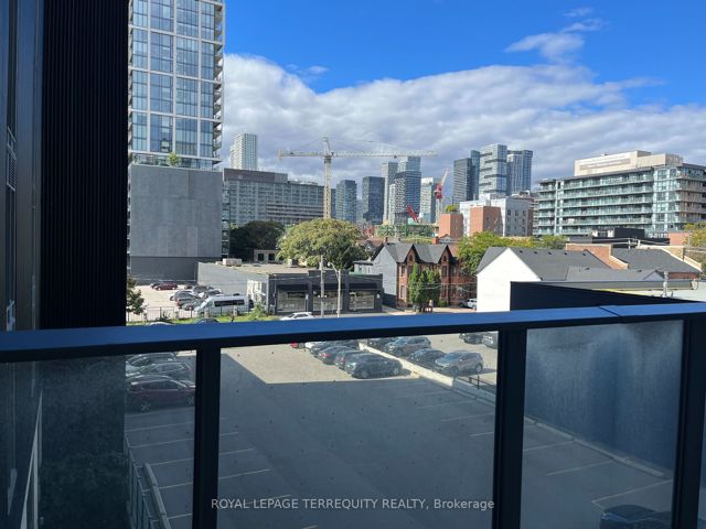 423 - 120 Parliament St