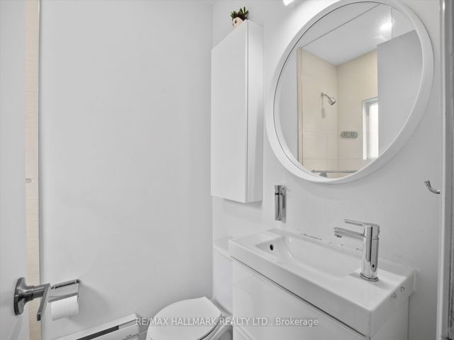 15 - 595 St Clair Ave W