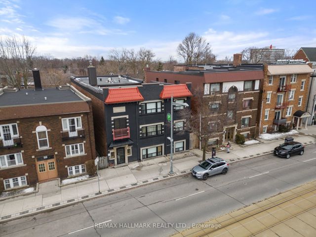15 - 595 St Clair Ave W