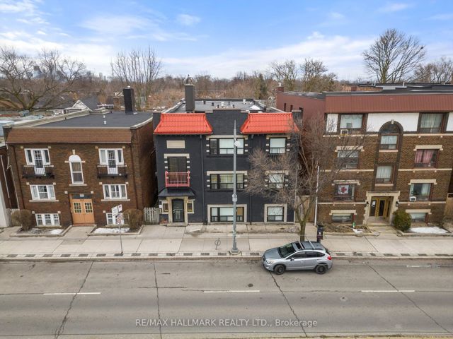 15 - 595 St Clair Ave W
