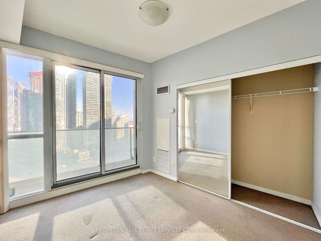 1910 - 65 Bremner Blvd