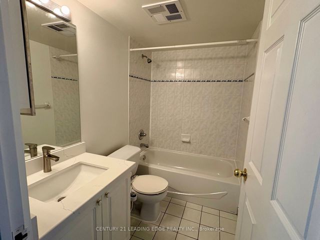 715 - 28 Empress Ave