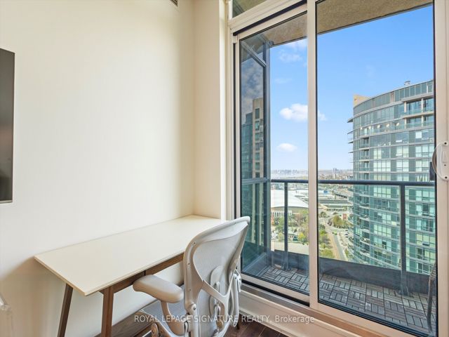 3407 - 215 Fort York Blvd