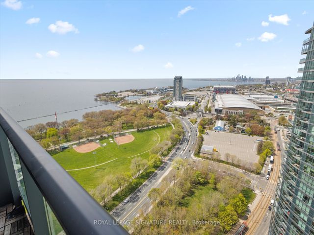 3407 - 215 Fort York Blvd