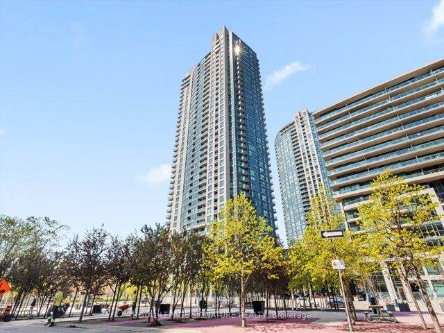 3407 - 215 Fort York Blvd