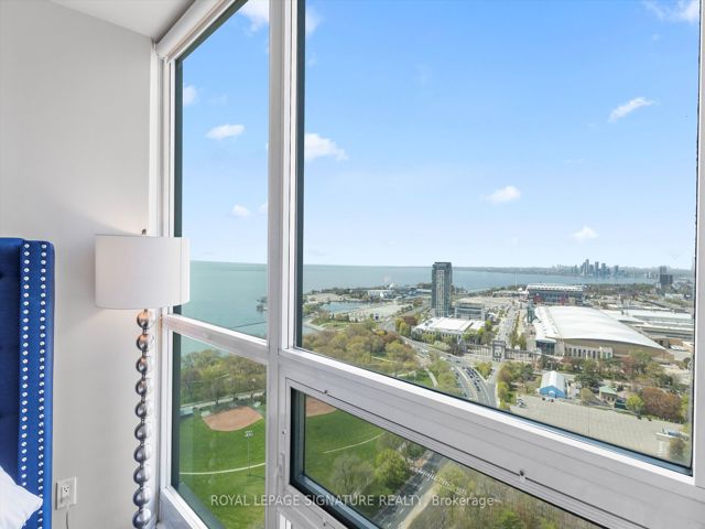 3407 - 215 Fort York Blvd