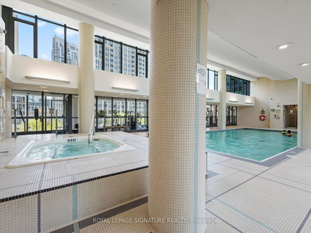3407 - 215 Fort York Blvd