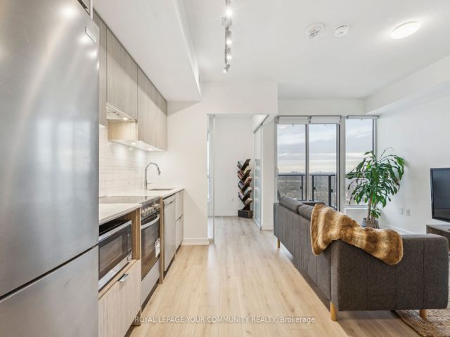 2606 - 395 Bloor St E
