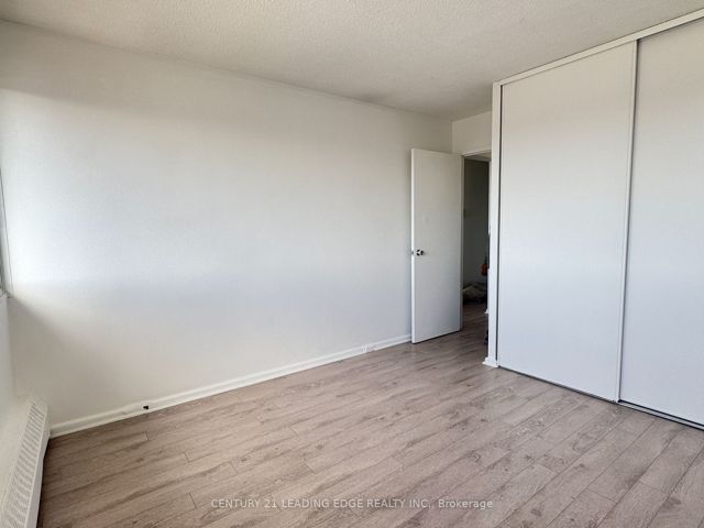 PH01 - 715 Don Mills Rd
