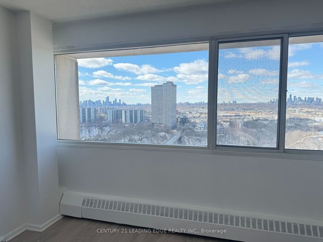 PH01 - 715 Don Mills Rd