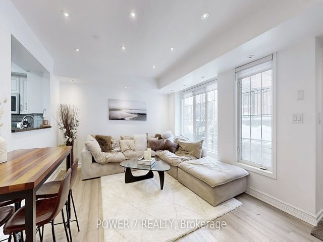 152 - 3 Everson Dr