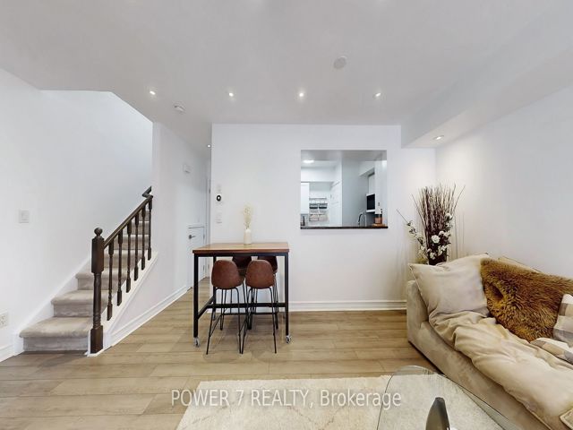152 - 3 Everson Dr