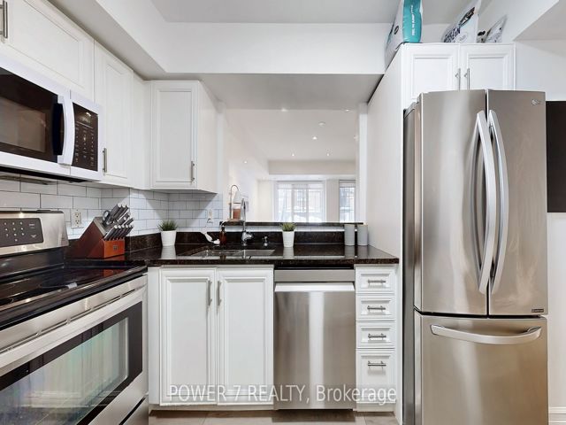 152 - 3 Everson Dr