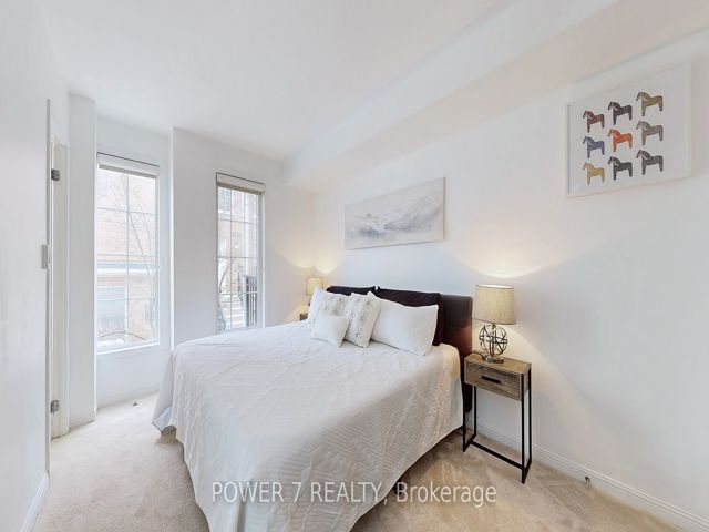 152 - 3 Everson Dr
