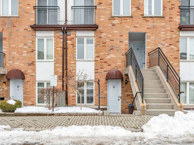 21 - 988 Sheppard Ave W