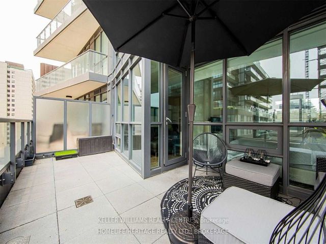 710 - 30 Roehampton Ave E