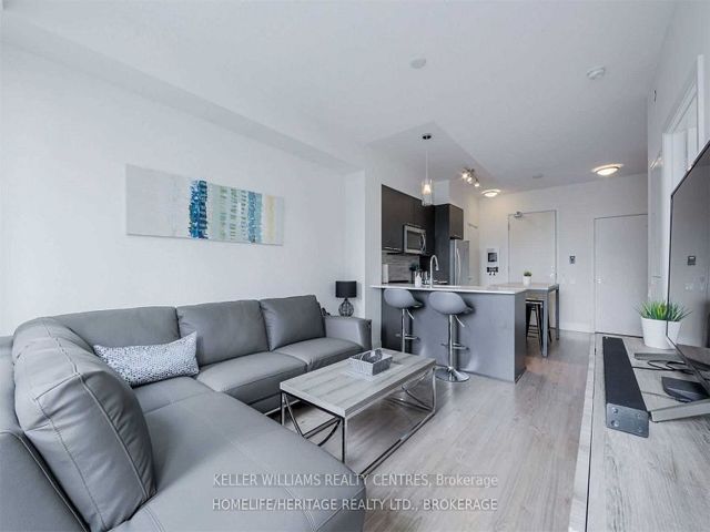 710 - 30 Roehampton Ave E
