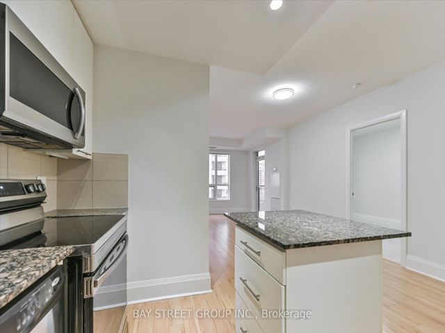 815 - 100 Harrison Garden Blvd