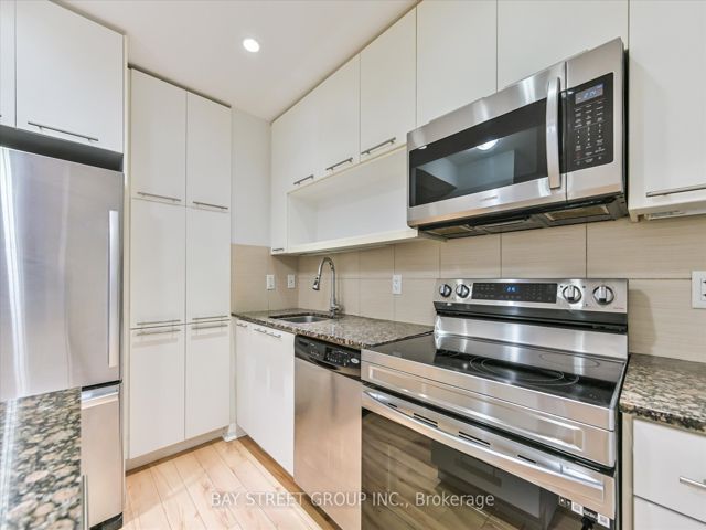 815 - 100 Harrison Garden Blvd