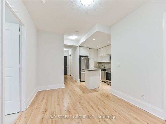 815 - 100 Harrison Garden Blvd