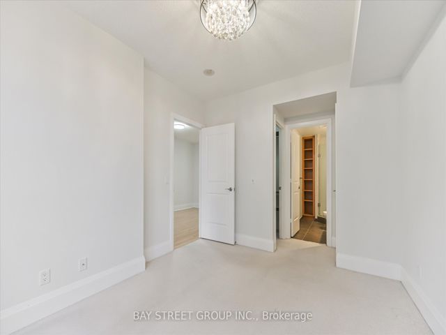 815 - 100 Harrison Garden Blvd