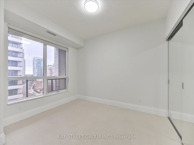 815 - 100 Harrison Garden Blvd