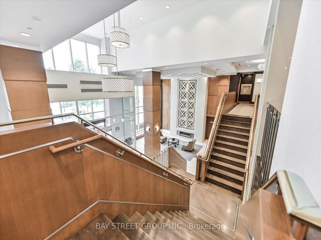815 - 100 Harrison Garden Blvd